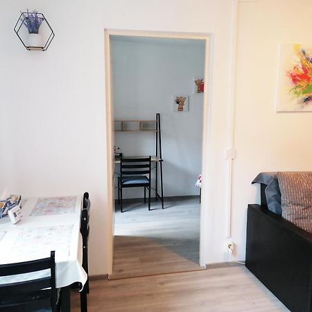 Romanilor - Studio First Floor Дева Екстериор снимка