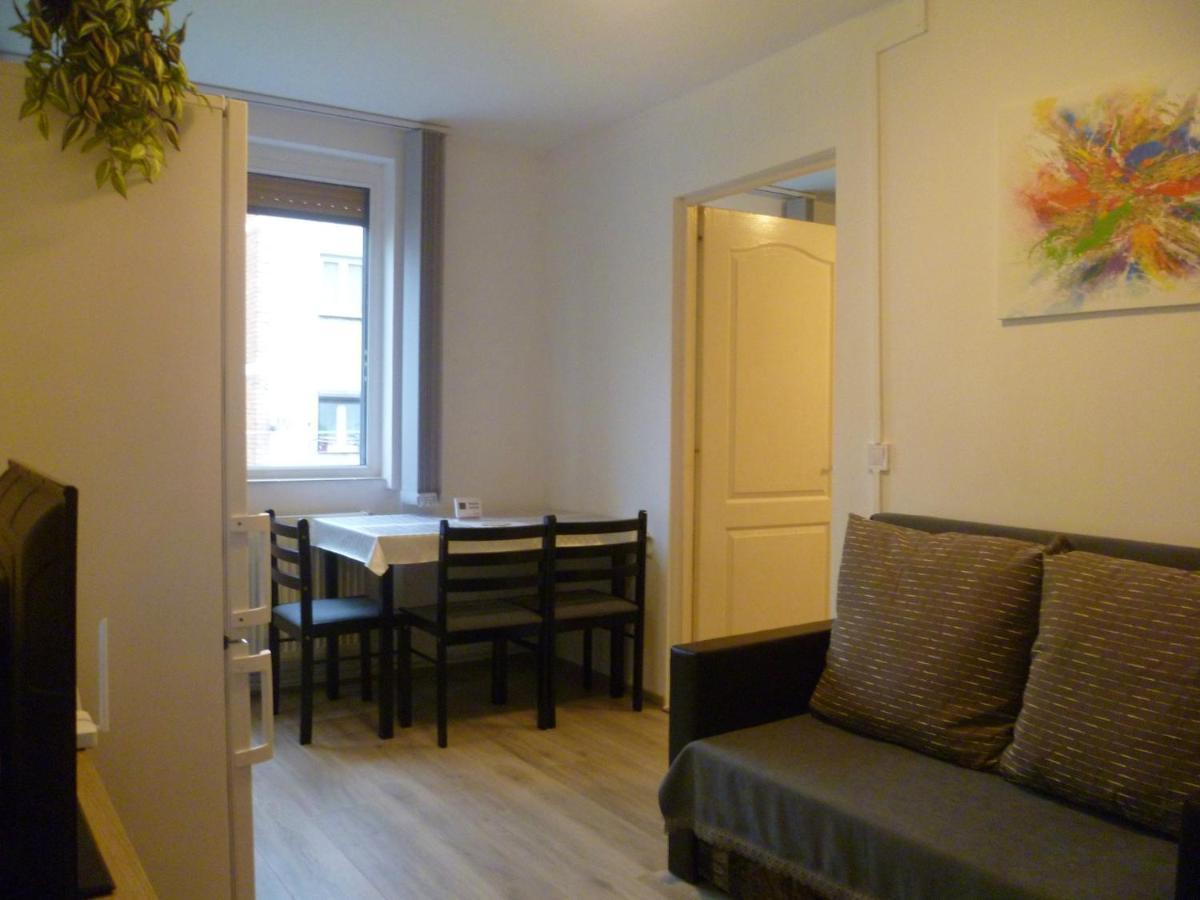 Romanilor - Studio First Floor Дева Екстериор снимка